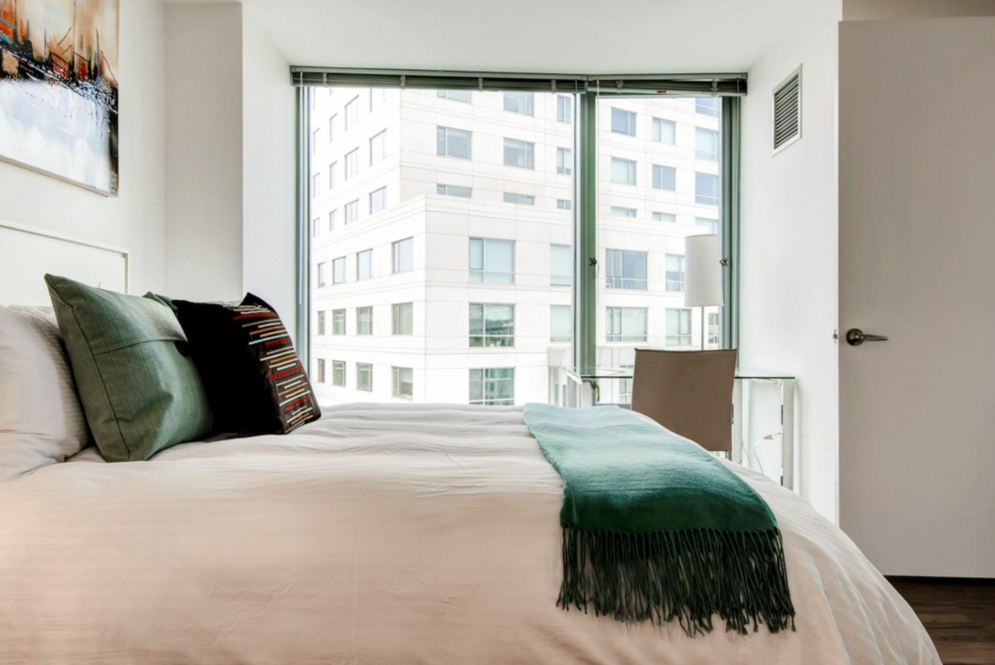 Global Luxury Suites At Fenway Бостон Экстерьер фото