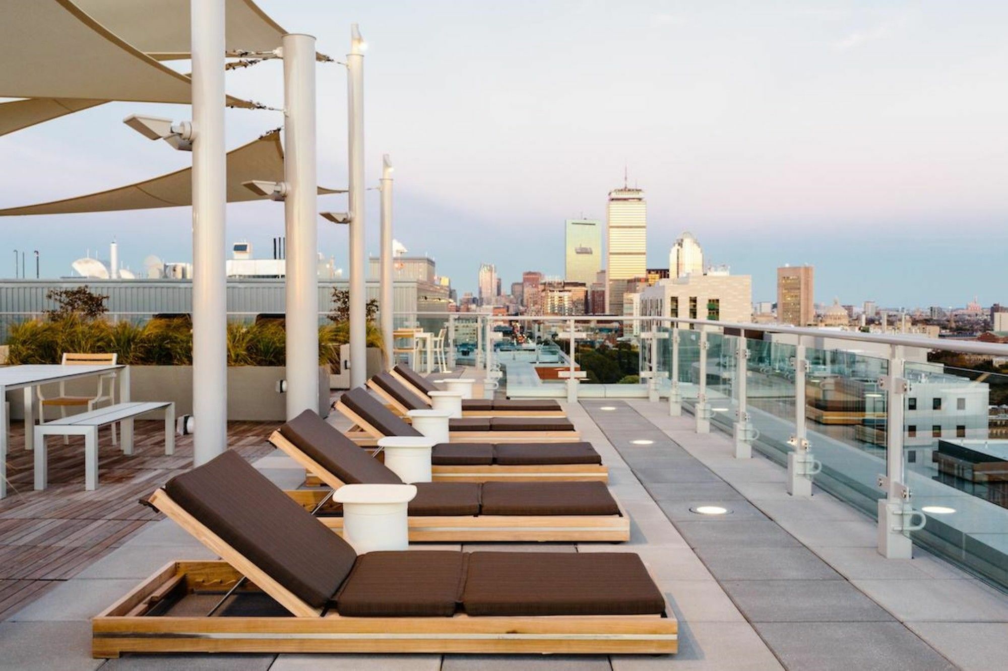 Global Luxury Suites At Fenway Бостон Экстерьер фото